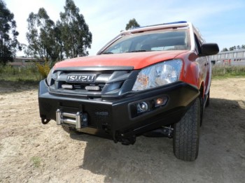 Paragolpe delantero c/base c/faros integrados Isuzu D-Max 2012-2017